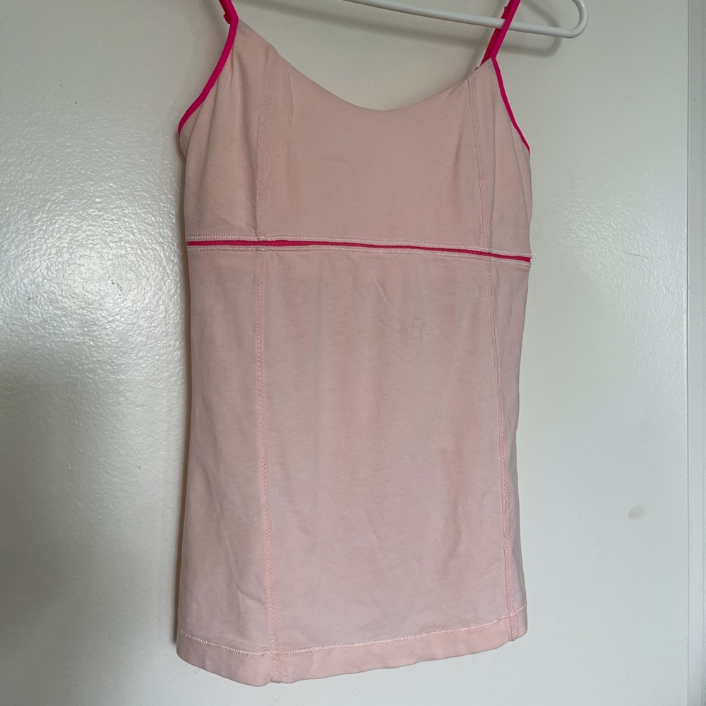 Yoga top in Top condition